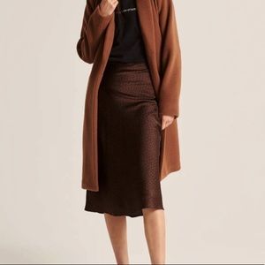 Excellent Condition! Satin brown midi skirt